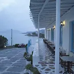 ميكونوس بيتش 3*