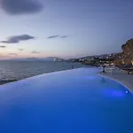 ميكونوس بيتش 3*