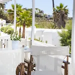 ميكونوس بيتش 3*