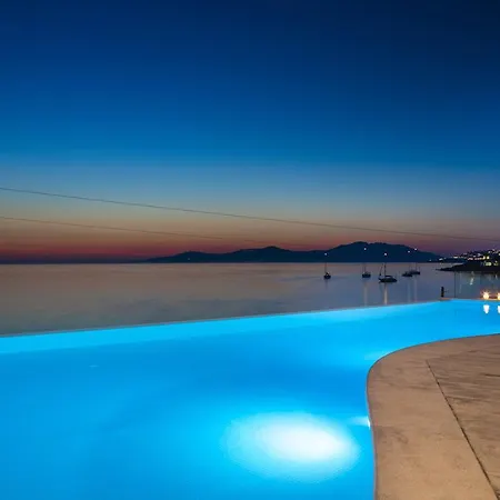 فندق ميكونوس بيتش Mykonos Town