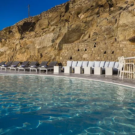 فندق ميكونوس بيتش 3*