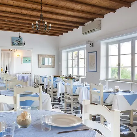 ميكونوس بيتش فندق Mykonos Town