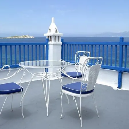 فندق ميكونوس بيتش Mykonos Town