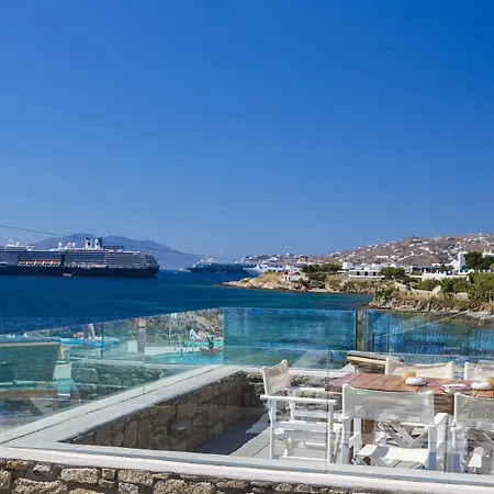 ميكونوس بيتش Mykonos Town