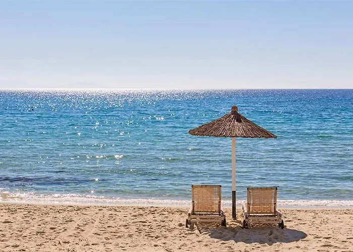 فندق ميكونوس بيتش Mykonos Town