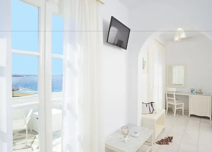 فندق ميكونوس بيتش Mykonos Town