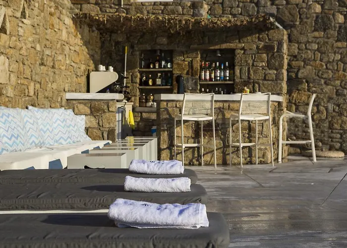 فندق ميكونوس بيتش Mykonos Town